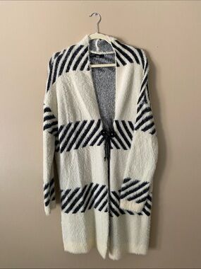 Open-Front Cream & Black Striped Tie-Closure Cardigan